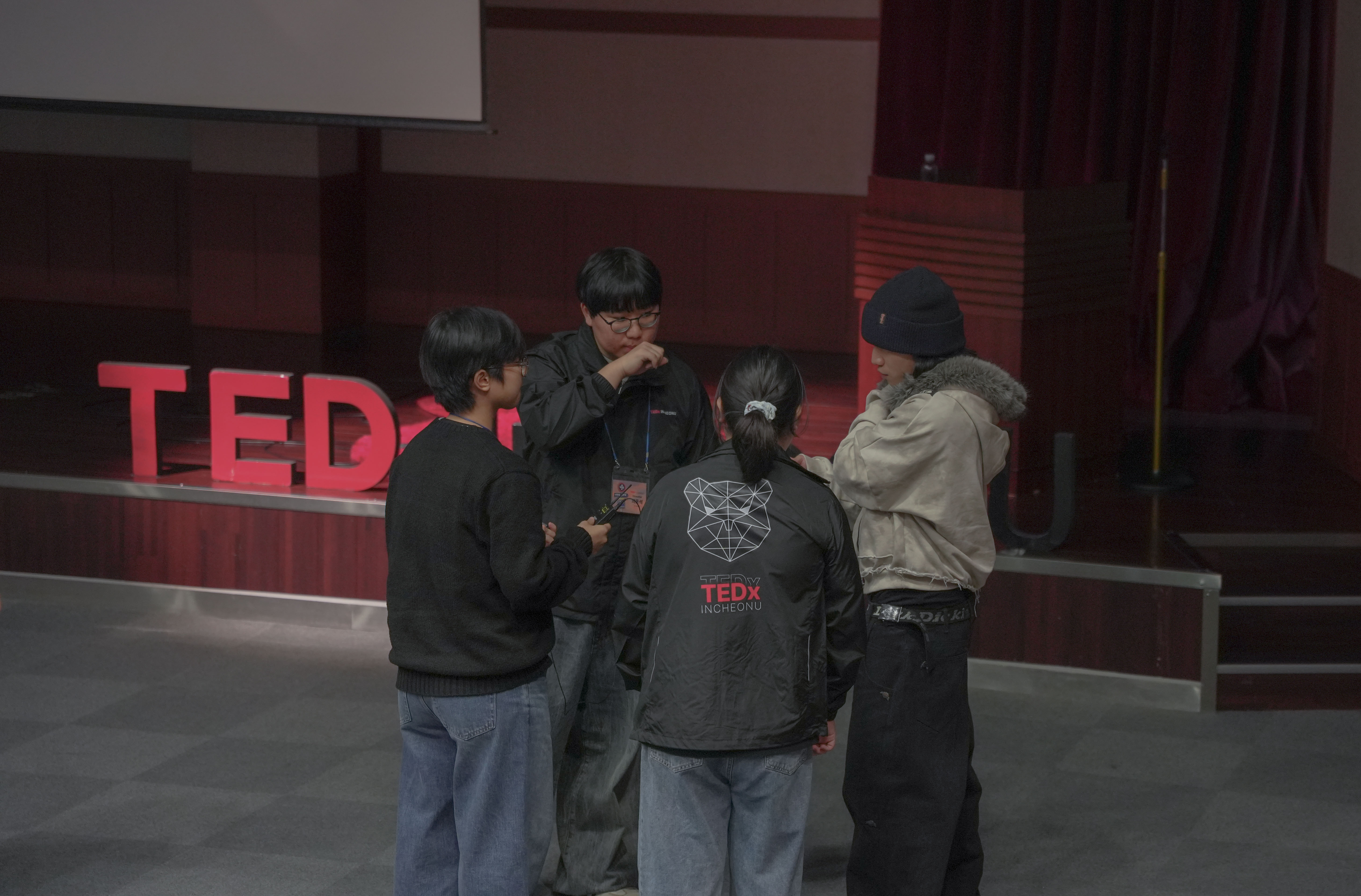unexpecTED 활동 사진